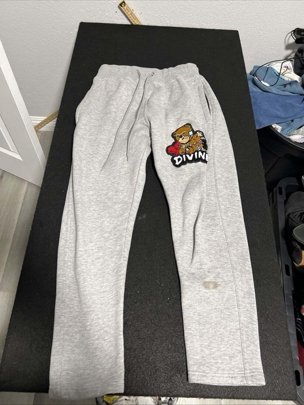 Divine Gray Men’s Sweatpants Size Small W/ Mad Teddy Bear $ Patch